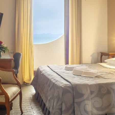 Hotel Sinuessa Terme Mondragone Extérieur photo