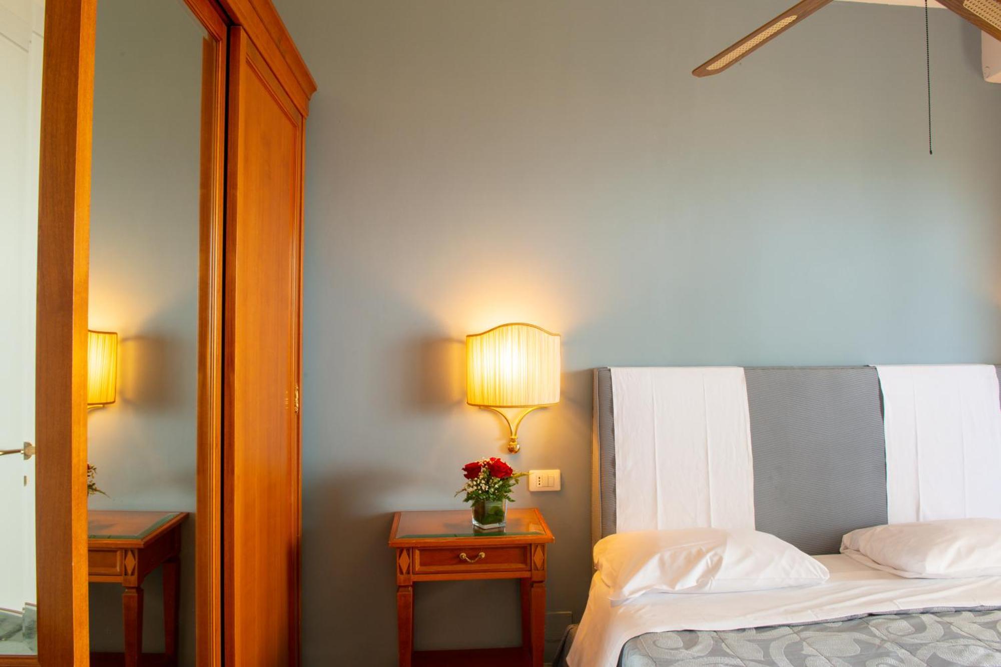 Hotel Sinuessa Terme Mondragone Extérieur photo
